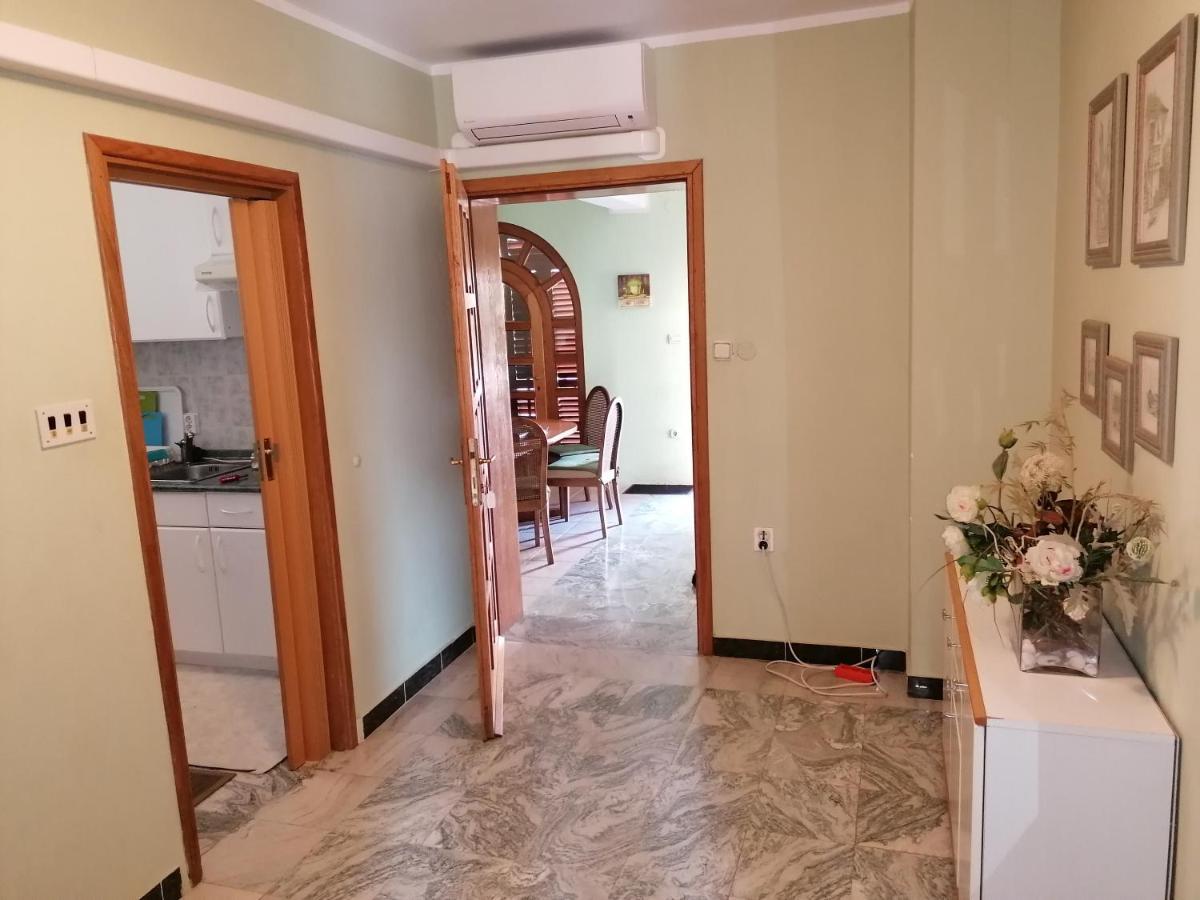 Near Beach - Apartments Marica Rovinj Exterior photo