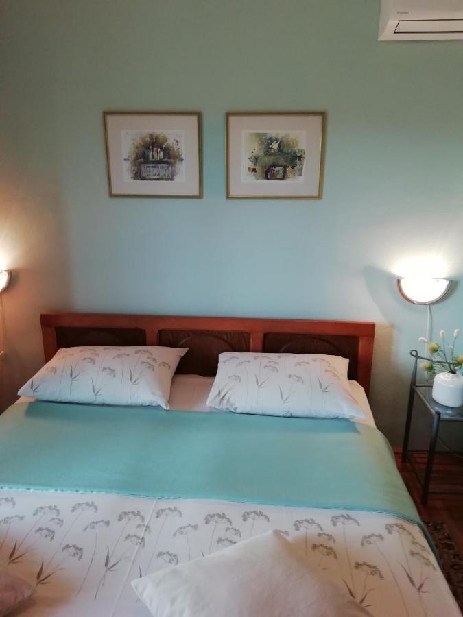 Near Beach - Apartments Marica Rovinj Exterior photo