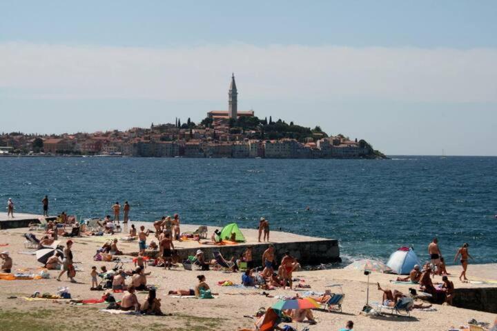 Near Beach - Apartments Marica Rovinj Exterior photo
