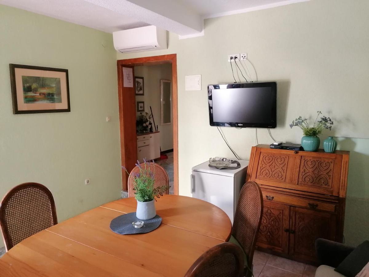 Near Beach - Apartments Marica Rovinj Exterior photo